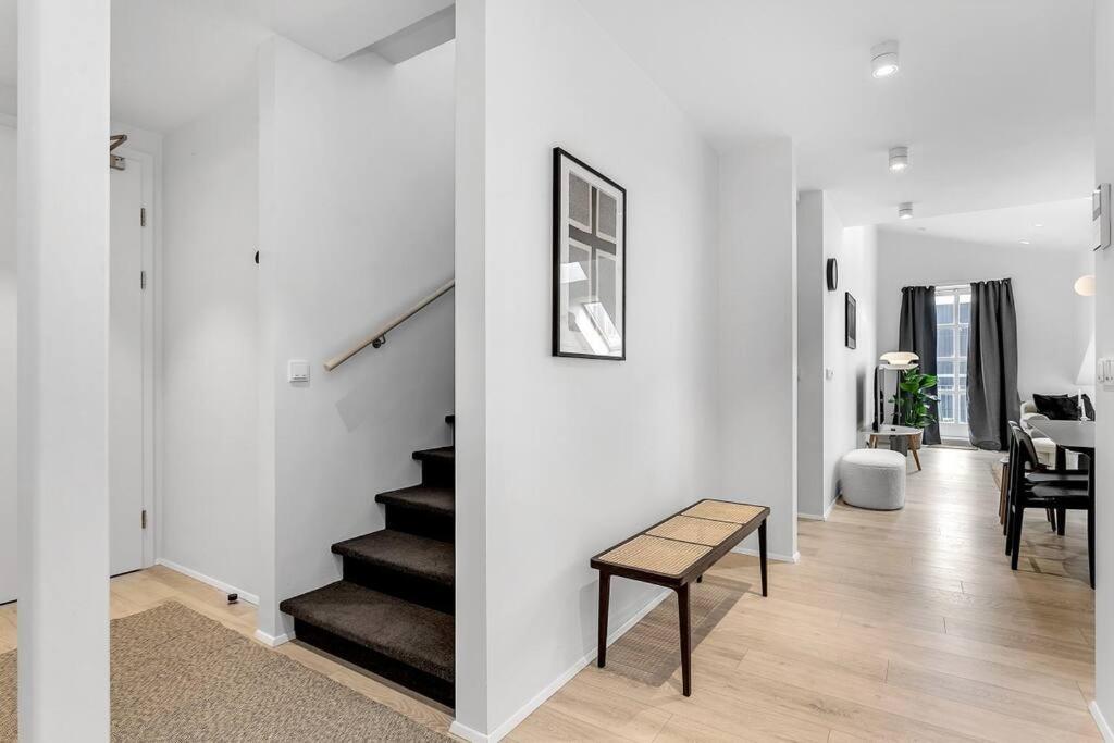 Luxury Penthous - 3 Bedroom - 2 Bath - Freeparking - Downtown เรคยาวิก ภายนอก รูปภาพ